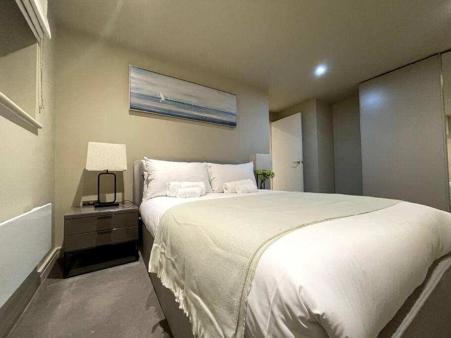 דירות צ'יגוול 2Br Urban Vista Retreat Chcl F7 מראה חיצוני תמונה