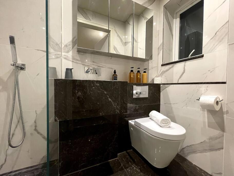 דירות צ'יגוול 2Br Urban Vista Retreat Chcl F7 מראה חיצוני תמונה